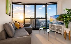 Lvl 59 Skytower Amazing Views Cbd Wifi Carpark By Stylish Stays